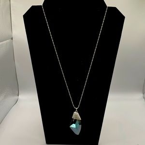 N222 NWT Chicos smoke pendant